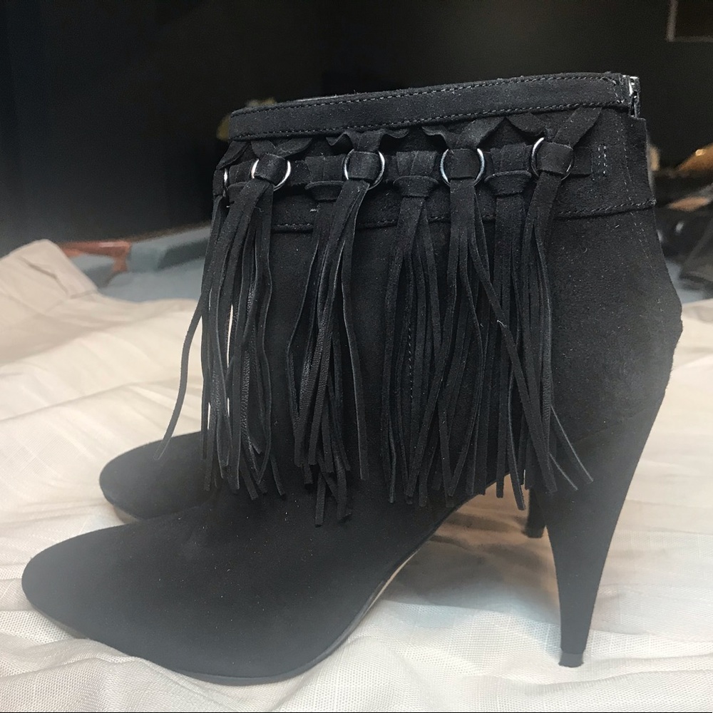 Gorgeous Nine West Casandri booties